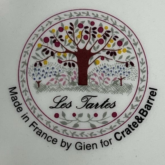 Gien France LES TARTES 11.5" Cake Plate with Handles Fruit Crate & Barrel VGUC - Picture 10 of 10